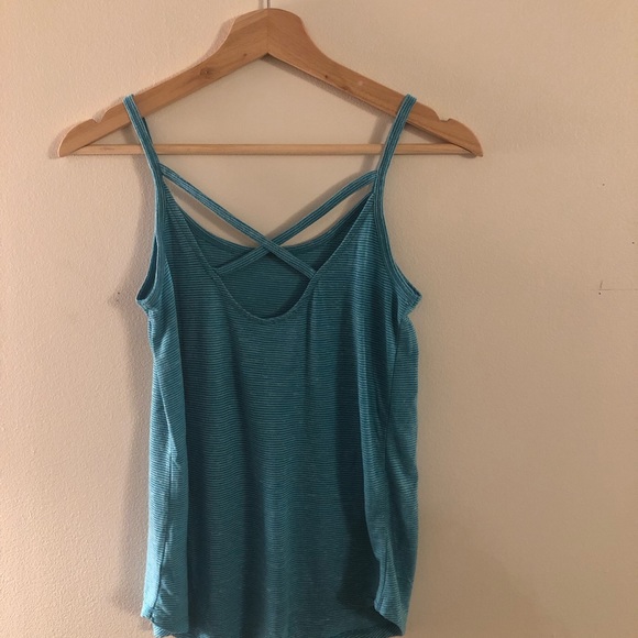 NWOT old navy tank - Picture 3 of 4